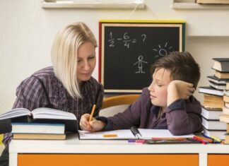 Как выбрать репетитора для школьника?