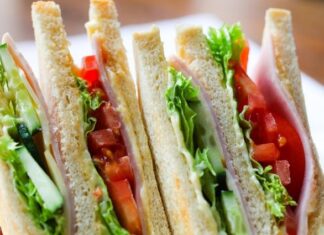 Сэндвичи – идеальный вариант еды на рабочем месте