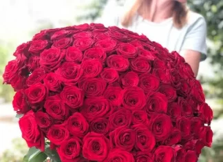 101 роза –  цветочное чудо для ваших любимых