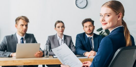 Как составить резюме для устройства на работу