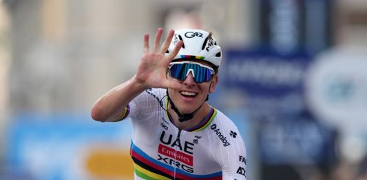 Тадей Погачар поставил новый рекорд прохождения подъёма Коль-де-Ратес