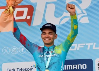 Лев Гонов переходит из континентальной команды в Мировой Тур