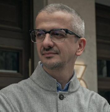 «Это нарушение традиций»: актеры взбунтовались против назначения Богомолова на должность ректора МХАТ