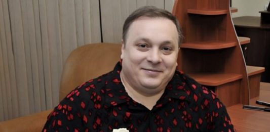 «Дело Разина на миллиард»: продюсер «Ласкового мая» обвиняет вдову Шатунова в фабрикации и обещает месть из США