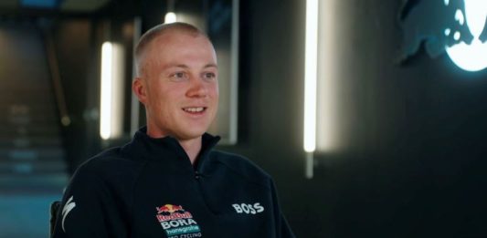 Максим Ван Гильс надеется вернуться на велосипед в июне