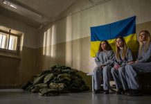 «Это все русские хакеры»: на Украине готовятся к мобилизации женщин и обвиняют в этом Россию