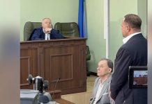 «И чего они к ней припхались?»: адвокат Ермака объяснил его переписку с гадалкой желанием «иногда пообщаться с женщиной»