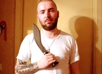 Популярный писатель оказался маньяком: поклонники успели поставить памятник душегубу из Екатеринбурга — БлокнотРУ — Екатеринбург новости происшествия. Екатеринбург новости происшествия сегодня свежие. Екатеринбург новости происшествия сегодня. Новости Екатеринбурга сегодня свежие происшествия. Екатеринбург происшествия. Новости Екатеринбурга сегодня последние свежие события происшествия. Новости Екатеринбурга сегодня происшествия. Екатеринбург новости и происшествия.