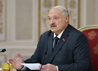 «Молчи, если хочешь дожить до пенсии»: из офиса Зеленского снова пригрозили Лукашенко за старые обиды — БлокнотРУ — Лукашнко. Лукашенко новости последние на сегодня. Что говорит Лукашенко о войне с Украиной на сегодня? Лукашенко последние новости. Новости Лукашенко. Зеленский про Лукашенко. Лукашенко и Зеленский последние новости. Лукашенко об СВО на Украине. Зкеленский требует суда над Лукашенко. Александр Лукашенко. Лукашенко Александр. Александр Григорьевич Лукашенко. Лукашенко Александр Георгиевич.
