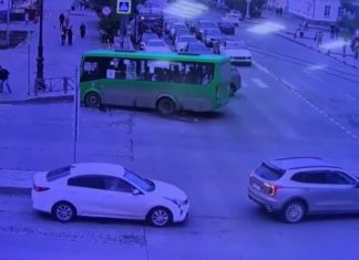 Водитель-мигрант задавил людей у православного храма: чудовищное ДТП произошло в Екатеринбурге