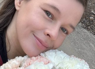 «Молчали даже в лоне семьи»: Катерина Шпица впервые рассказала о втором выкидыше — БлокнотРУ — Новости шоу бизнеса. Новости шоу-бизнеса России сегодня. Новости шоу-бизнеса России. Новости шоу-бизнеса. Новости шоу. Новости шоу-бизнеса России. Скандалы шоу-бизнеса знаменитостей последние сплетни. Скандалы шоу-бизнеса. Скандалы шоу-бизнеса России. Скандалы шоу бизнеса. Скандалы шоу бизнеса России. Новости шоу бизнеса России сегодня. Новости шоу бизнеса России.