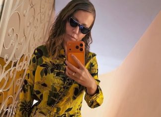 Черные волосы и шипы: Ксения Собчак шокировала новым образом — БлокнотРУ — Ксения Собчак новости. Собчак новости. Новости Ксения Собчак. Новости Собчак. Собчак последние новости сегодня. Собчак последние новости. Новости шоу бизнеса. Новости шоу-бизнеса России сегодня. Новости шоу-бизнеса России. Шоу-бизнес новости 2026. Новости шоу-бизнеса России сегодня 2026. Новости шоу бизнеса России. Новости шоу-бизнеса.