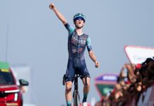 20-летний Якоб Омрзель выиграл 12-й горный этап Вуэльты Испании-2026 и побил рекорд Тадея Погачара