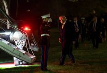 «Вряд ли их обрадует еще одна война»: Трамп срочно вернулся в Белый дом